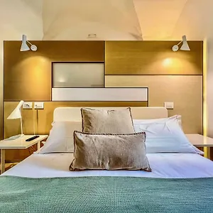 Santacroce Luxury 4*, Lecce Italia