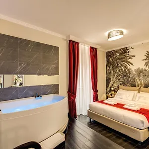 Konukevi Pax, Roma